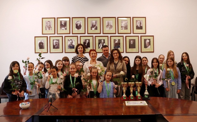 Čestitke balerinama