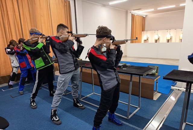 Dva pehara u ruci za kadete na Prvenstvu županije!