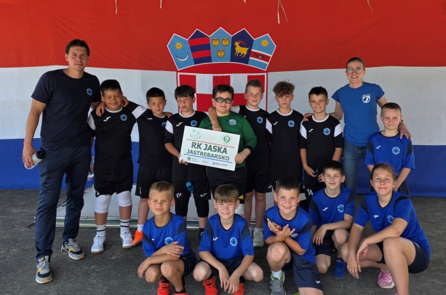 DVA PEHARA ZA MALE RUKOMETAŠE U PISAROVINI!